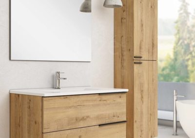 Meuble suspendu contemporain de salle de bain aspect bois proche de Mérignac : Celtik