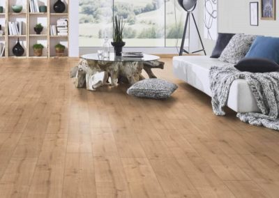 Parquet stratifié emboîtement à plat 4 chanfreins pour sol intérieur passage intensif